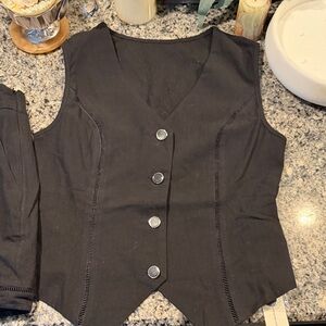 Commense Black Buttoned Vest/Shorts Set
